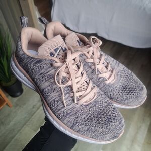 APL Athletic Propulsion Labs Womens Techloom Pro Size 9.5 Pink Gray Sneaker